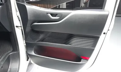 Hyundai Staria 2025, 60695 км, за 19190.75 USD - фото 25