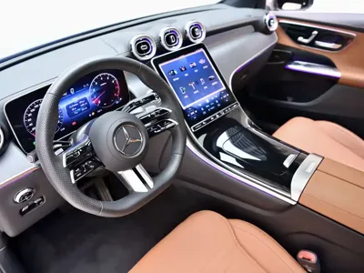 Mercedes-Benz GLC 2024, 14500 км, за 40140.48 USD - фото 7