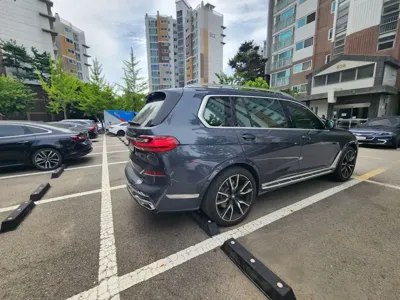 BMW X7 2021, 75142 км, за 46592.94 USD - фото 7