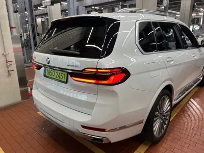 BMW X7 2025, 8631 км, за 74832.61 USD
