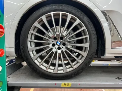 BMW X7 2025, 8631 км, за 74832.61 USD