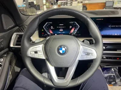 BMW X7 2025, 8631 км, за 74832.61 USD - фото 9