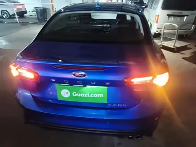 Ford Focus 2019, 76000 км, за 5622 USD - фото 6