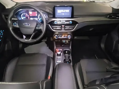 Ford Focus 2019, 76000 км, за 5622 USD - фото 10