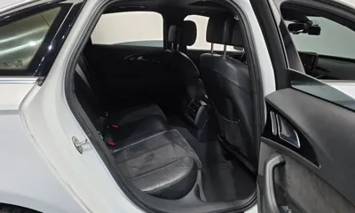 Audi A6 2016, 79346 км, за 10531.1 USD - фото 12