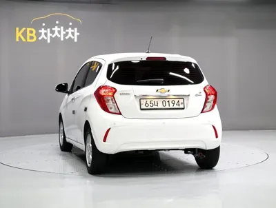 ChevroletGMDaewoo Spark 2017, 52213 км, за 2734.91 USD
