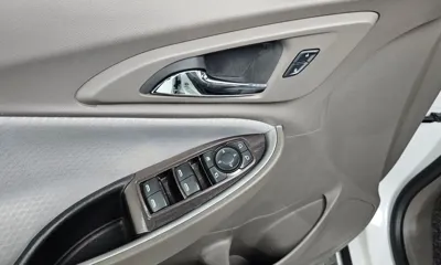 ChevroletGMDaewoo Malibu 2017, 56792 км, за 4923.2 USD - фото 17