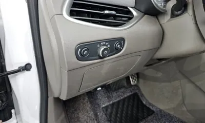 ChevroletGMDaewoo Malibu 2017, 56792 км, за 4923.2 USD - фото 18