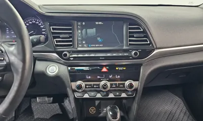 Hyundai Avante 2019, 51359 км, за 9425.99 USD - фото 13