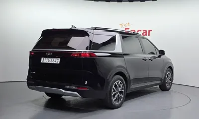 Kia Canival 2022, 82469 км, за 16848.36 USD