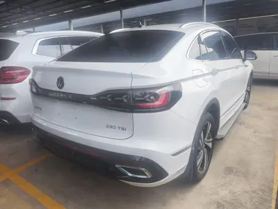 Volkswagen Tiguan X 2022, 47000 км, за 13469.5 USD
