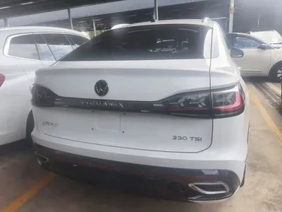 Volkswagen Tiguan X 2022, 47000 км, за 13469.5 USD