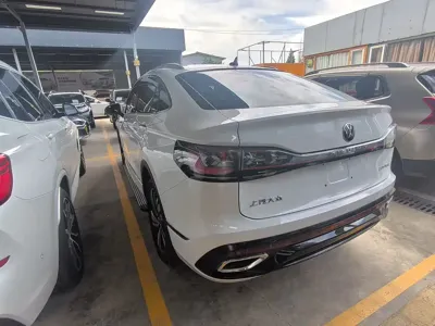 Volkswagen Tiguan X 2022, 47000 км, за 13469.5 USD - фото 6