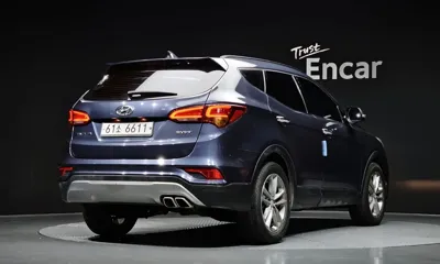 Hyundai Santafe 2017, 86350 км, за 9122.16 USD