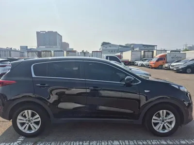 Kia Sportage 2016, 198620 км, за 3866.35 USD