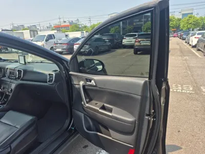 Kia Sportage 2016, 198620 км, за 3866.35 USD - фото 17