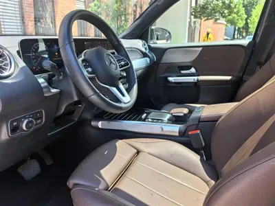 Mercedes-Benz GLB 2020, 61800 км, за 16708.64 USD