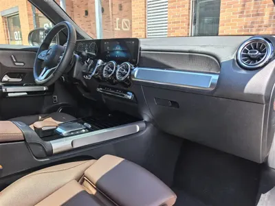 Mercedes-Benz GLB 2020, 61800 км, за 16708.64 USD - фото 18