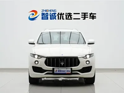 Maserati Levante 2018, 54000 км, за 37962.77 USD