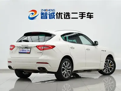 Maserati Levante 2018, 54000 км, за 37962.77 USD