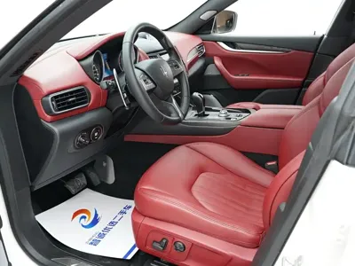 Maserati Levante 2018, 54000 км, за 37962.77 USD - фото 6