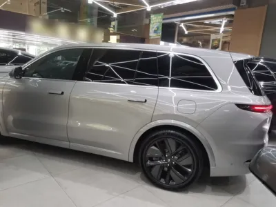 Li Auto L9 2022, 17000 км, за 41779 USD - фото 4