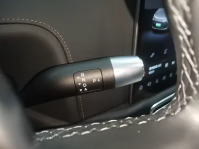Li Auto L9 2022, 17000 км, за 41779 USD - фото 17
