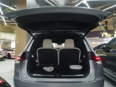 Li Auto L9 2022, 17000 км, за 41779 USD - фото 22