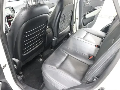 KG_Mobility_Ssangyong TIBOLI 2016, 106872 км, за 4266.77 USD - фото 16