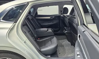 Hyundai Grandeur 2020, 104040 км, за 13719.31 USD - фото 8