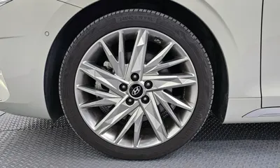 Hyundai Grandeur 2020, 104040 км, за 13719.31 USD - фото 20