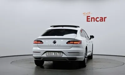 Volkswagen Arteon 2019, 60122 км, за 13653.67 USD