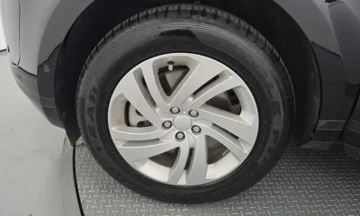 Land Rover Range Rover Evoque 2024, 10095 км, за 31987.07 USD