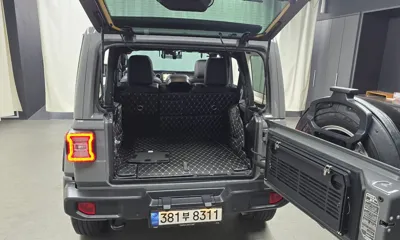 Jeep Wrangler 2023, 21448 км, за 33697.66 USD - фото 20