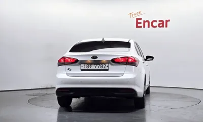 Kia K3 2018, 127576 км, за 4923.2 USD