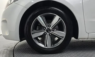 Kia K3 2018, 127576 км, за 4923.2 USD