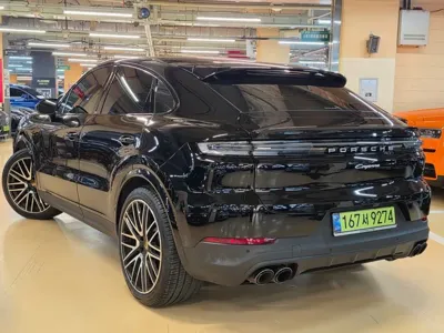 Porsche Cayenne 2024, 18900 км, за 107485.4 USD