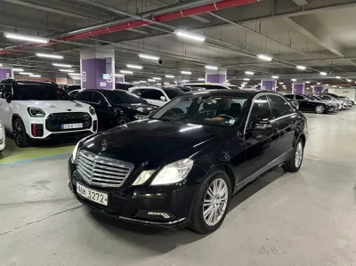 Mercedes-Benz E-Class · 2010 год