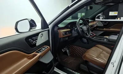Lincoln Aviator 2021, 20726 км, за 27552.03 USD - фото 10