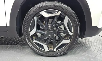 Kia Seltos 2024, 8900 км, за 27237.85 USD