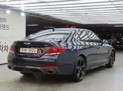 Genesis G70 2019, 102227 км, за 10944.63 USD