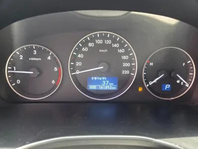 Hyundai Starex 2019, 161488 км, за 7111.89 USD - фото 11