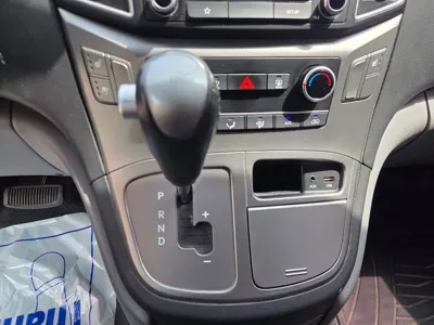 Hyundai Starex 2019, 161488 км, за 7111.89 USD - фото 13