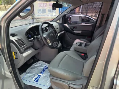 Hyundai Starex 2019, 161488 км, за 7111.89 USD - фото 17