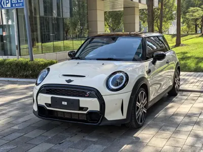 MINI MINI · 2022 год