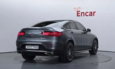 Mercedes-Benz GLC-Class 2019, 35298 км, за 22074.62 USD
