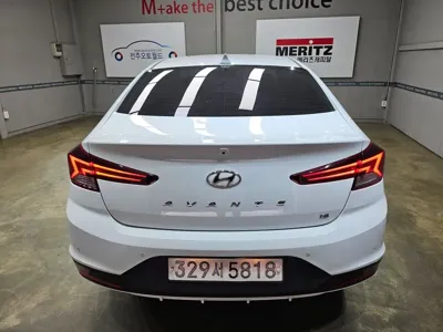 Hyundai Avante 2020, 53000 км, за 7862.57 USD