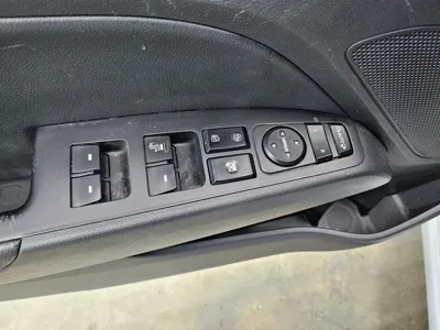 Hyundai Avante 2020, 53000 км, за 7862.57 USD - фото 8