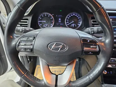 Hyundai Avante 2020, 53000 км, за 7862.57 USD - фото 11