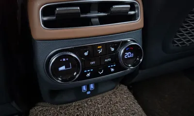 Genesis GV70 2024, 27516 км, за 36037.81 USD - фото 29
